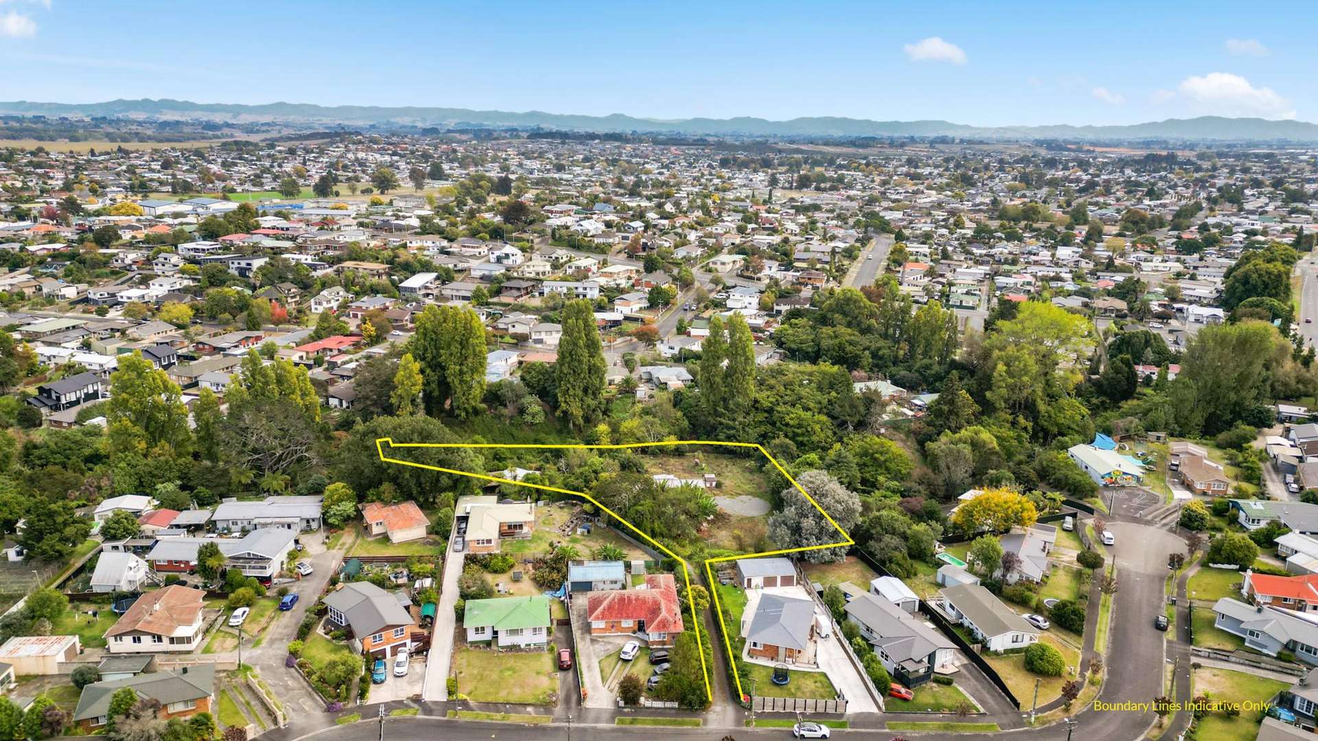 33 Frederick Drive Dinsdale_0