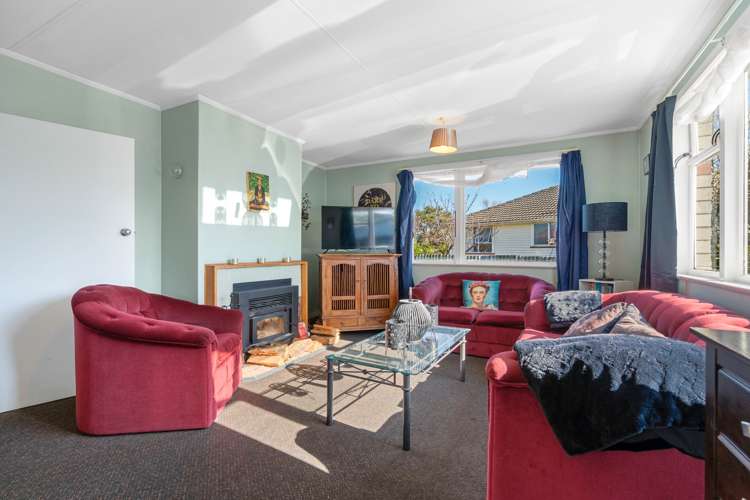 46 Stuart Crescent Masterton_4