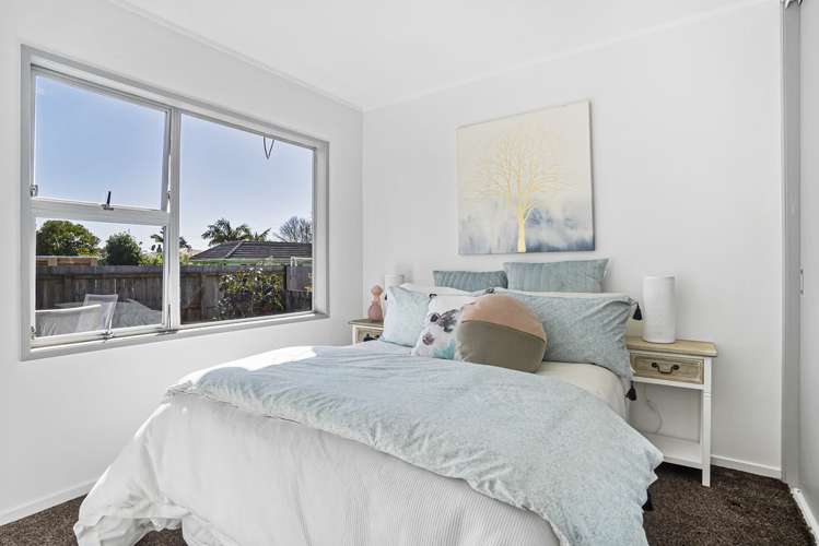 1/1 Golf Road New Lynn_14