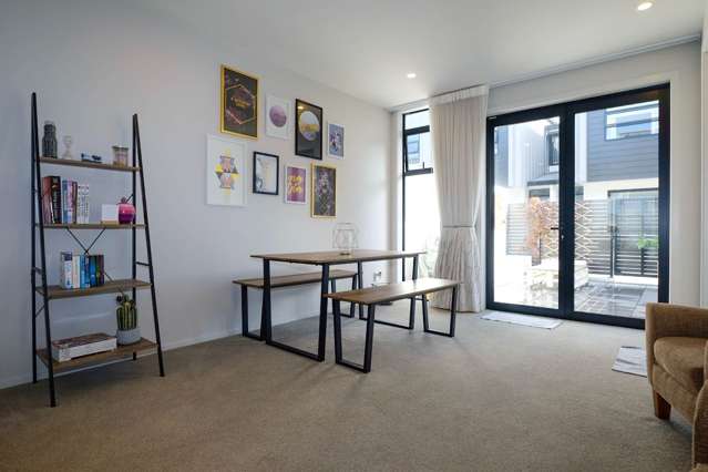 13/4 Stables Lane Millwater_1