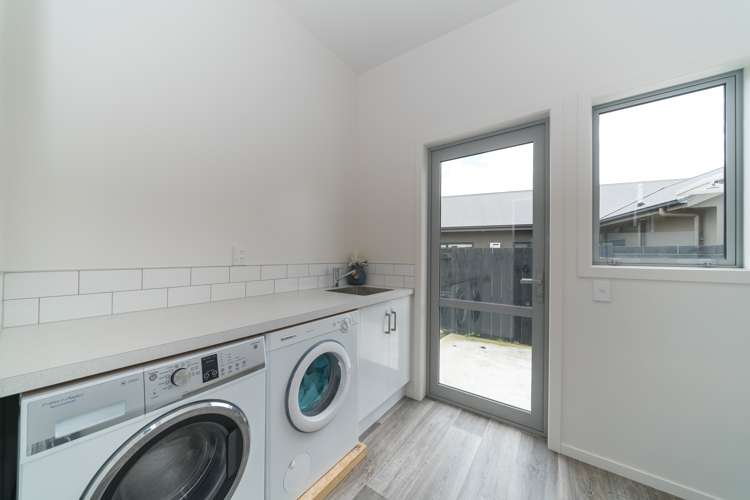 2a Pharazyn Street Feilding_17