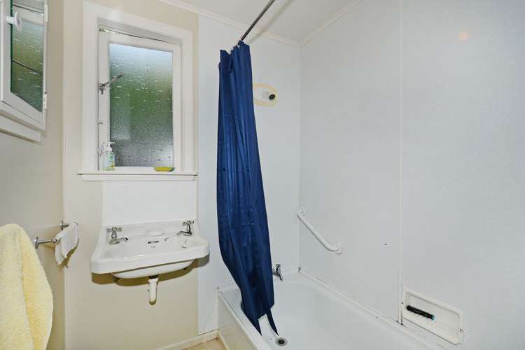 78 Moeraki Road Maoribank_10