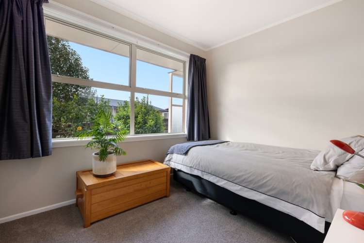 15 Warwick Place Brookfield_13