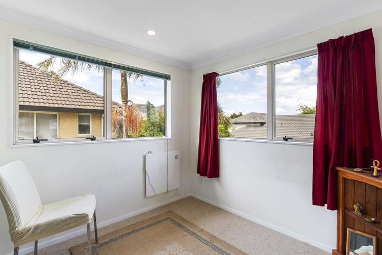 64 Whitford Road Botany Downs_18