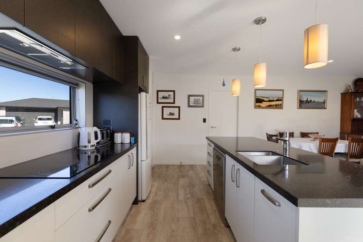 53 Taioma Close Papamoa_16