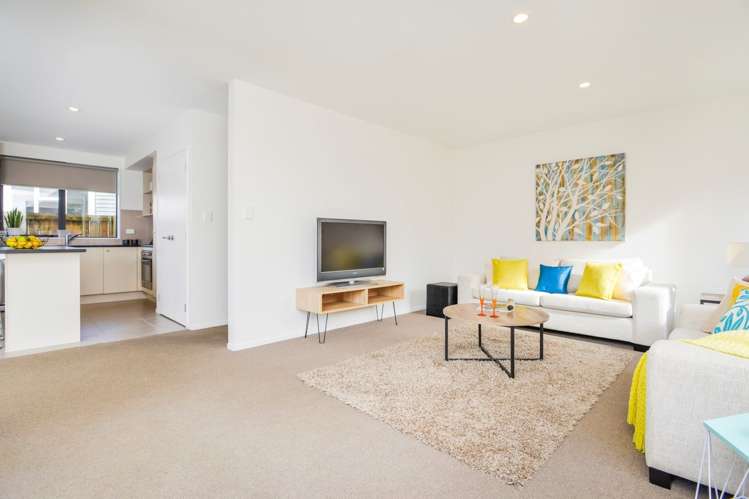 2/3a Curzon Street Onehunga_14