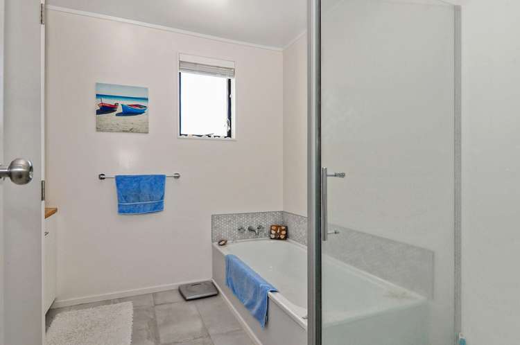 500d Ocean Road Whangamata_17