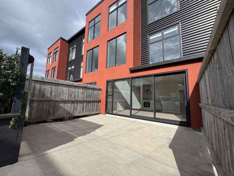15/17 Owens Place Mount Maunganui_8