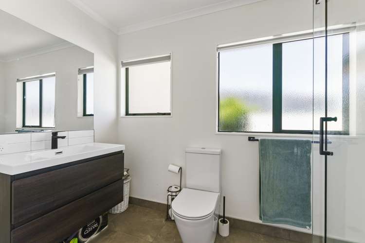 5b Sharyn Place Brookfield_10