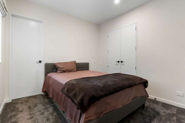 52 Malahide Drive Flat Bush_17