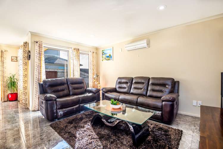 23 Tongariro Drive Aotea_6