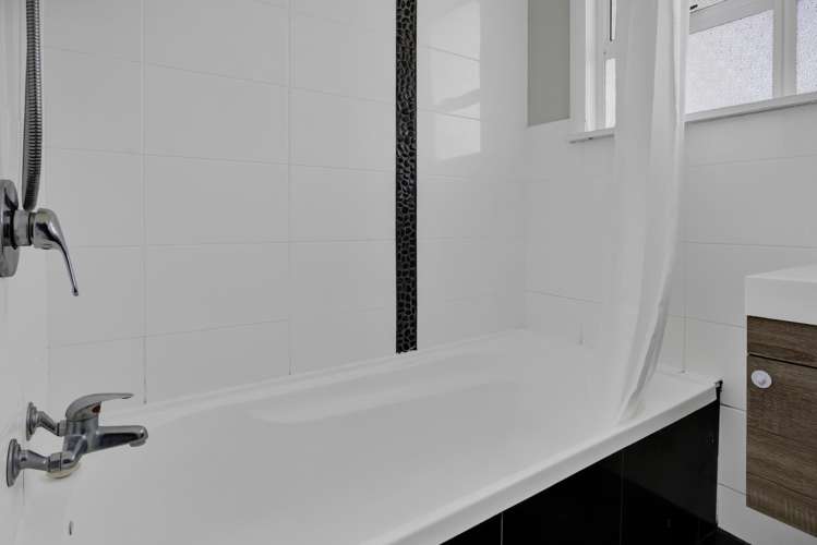 165 Waihi Road Hawera_19