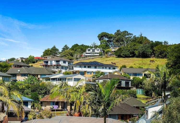 16 Mataura Place Clover Park_5