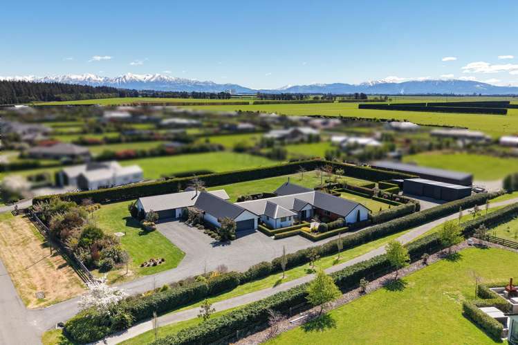 16 Landsborough Drive Darfield_35