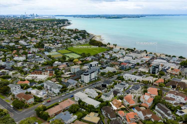 15A Tuhimata Street St Heliers_17