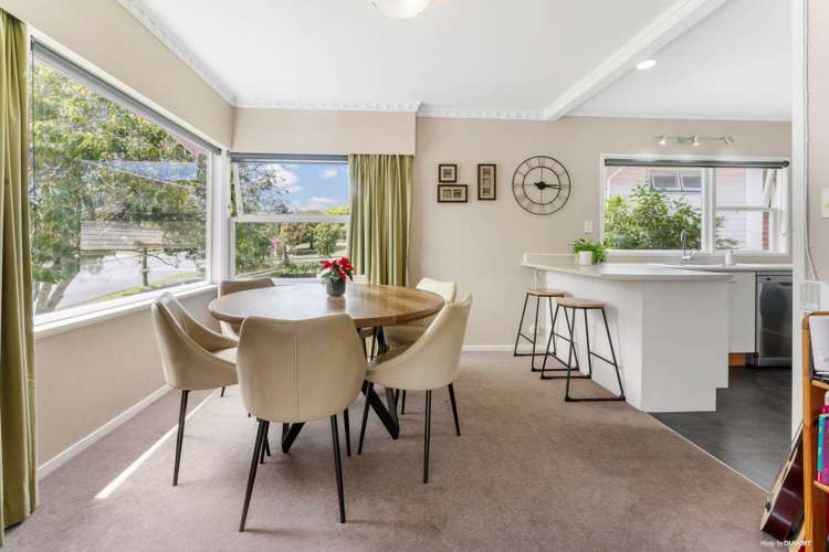 1/59 Glenmore Road Sunnyhills_14