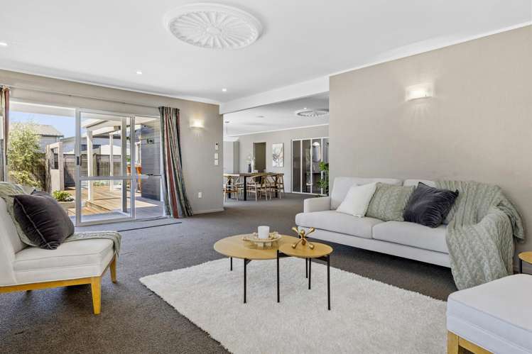 1 and 2/20 Stanley Street Wharewaka_8