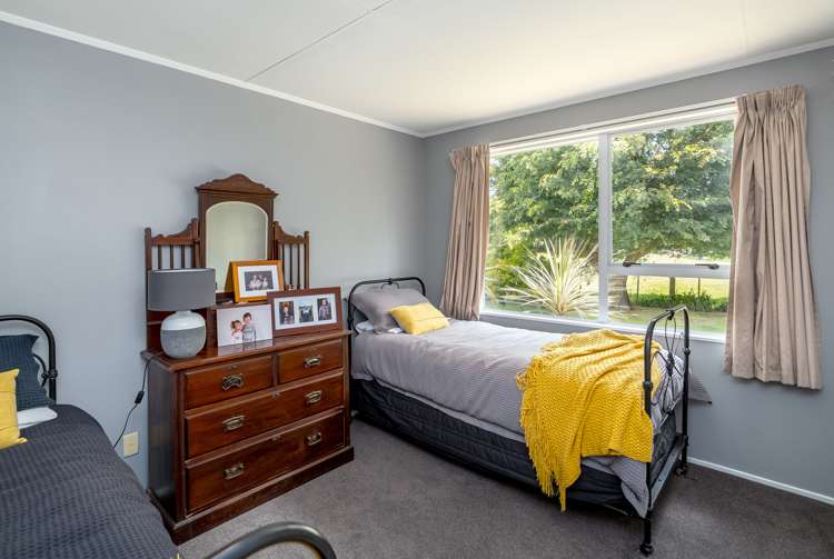 51 Short Road Pahiatua_6