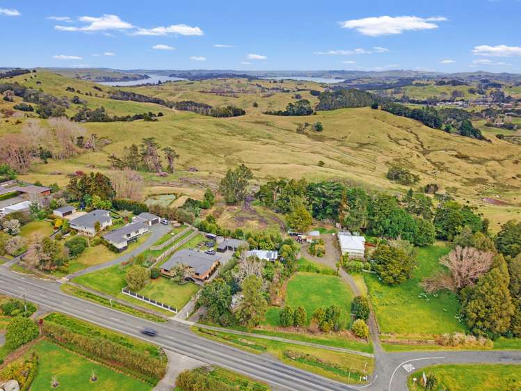 1913 Paparoa Valley Road Paparoa_17
