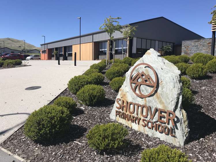 39 Peterley Road Lower Shotover_6