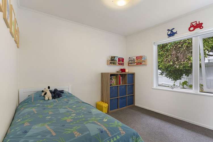 71 Vandeleur Avenue Birkdale_14