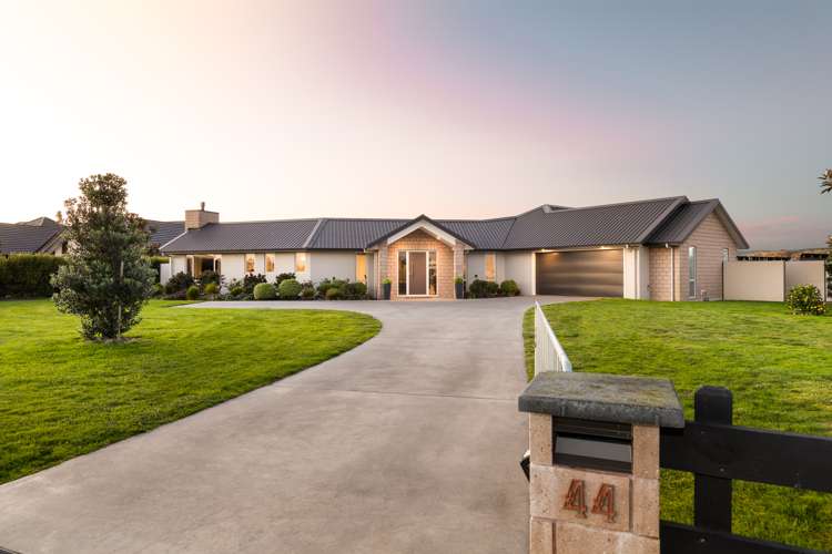 44 Baxter Michael Crescent Cambridge_30