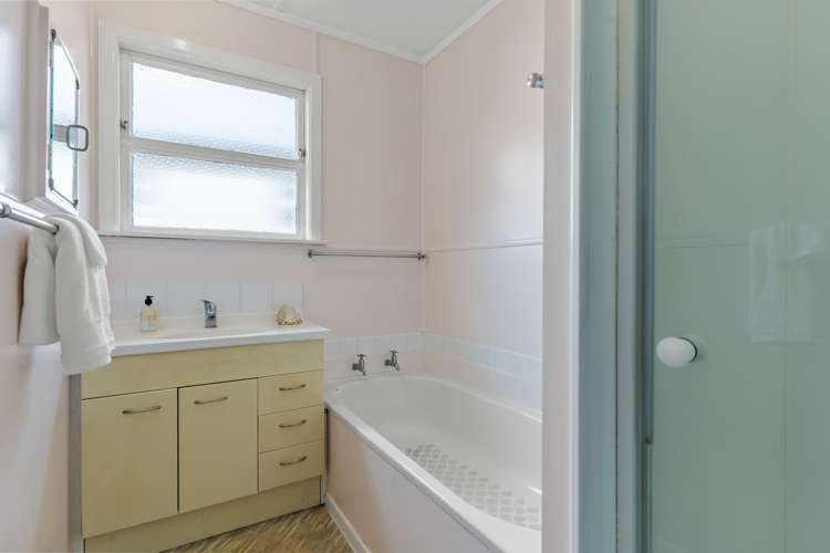 74 Vandeleur Avenue Birkdale_19