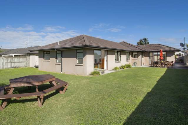 33 Kahira Crescent Papamoa_2