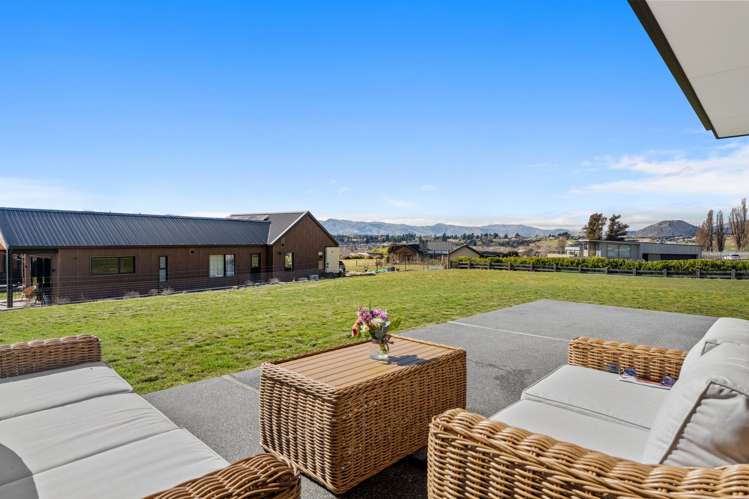 10 Divers Lane Wanaka_16