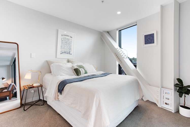 302/1 Enfield Street Mount Eden_15