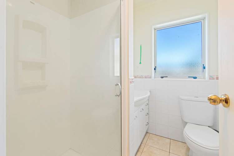 6 Camberley Court Manurewa_15