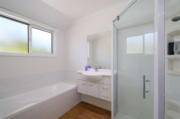 4 Angelus Avenue Richmond_18