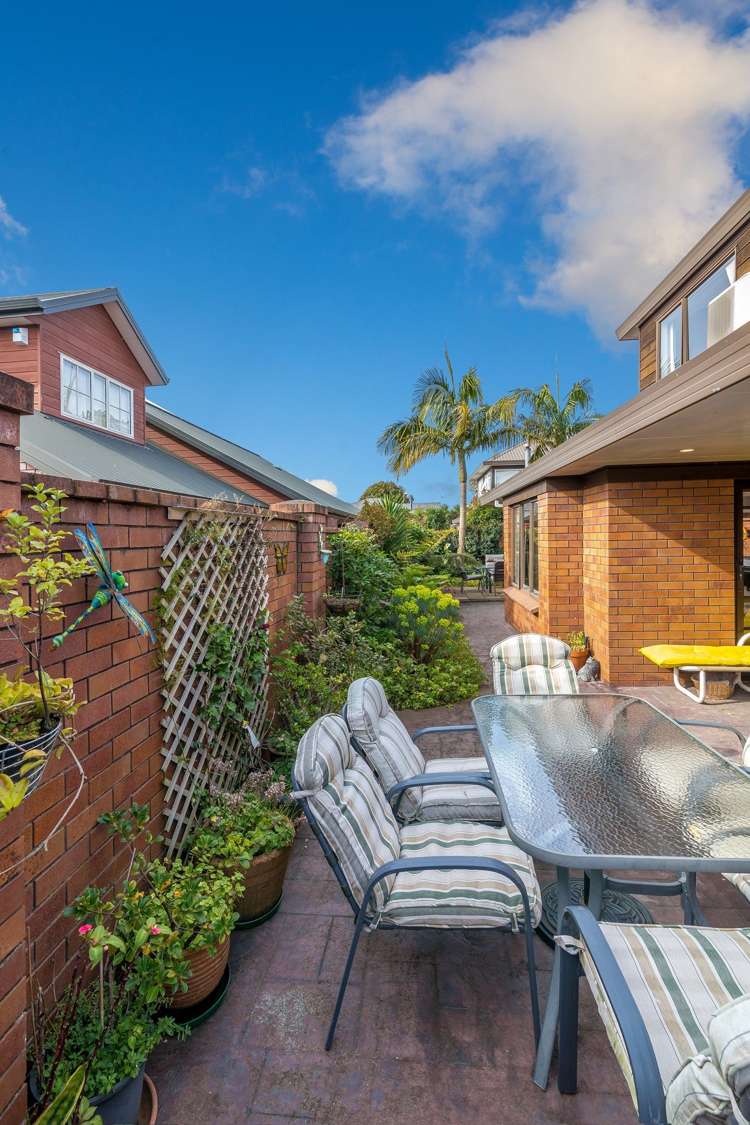 25b Beach Road Pahurehure_1