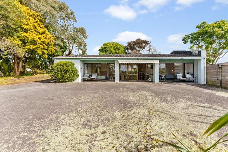 51 Wairau Road Oakura_2