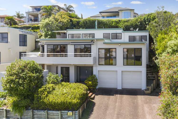 84 Hattaway Avenue Bucklands Beach_1