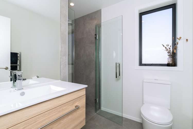 16 Tunarau Street Raglan_24