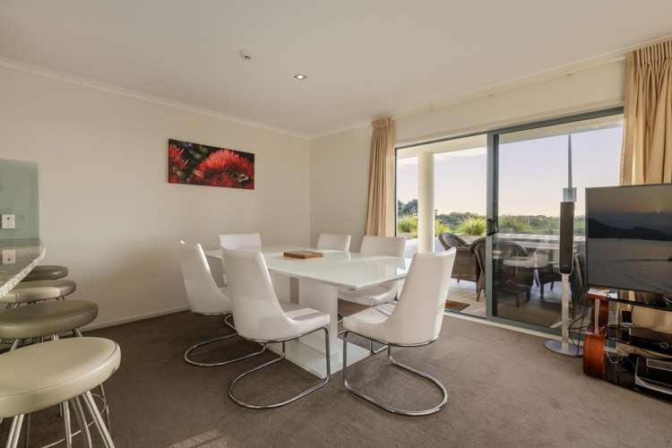 208/178 Marine Parade Mt Maunganui_11