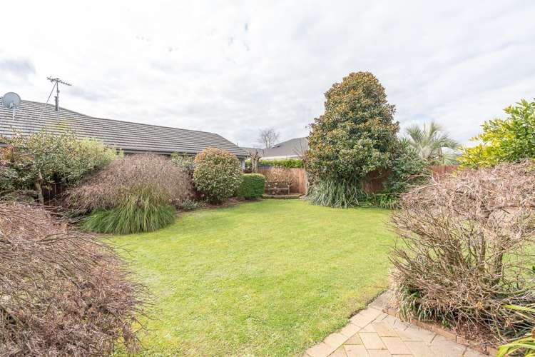 9 Saint James Drive Huntington_16