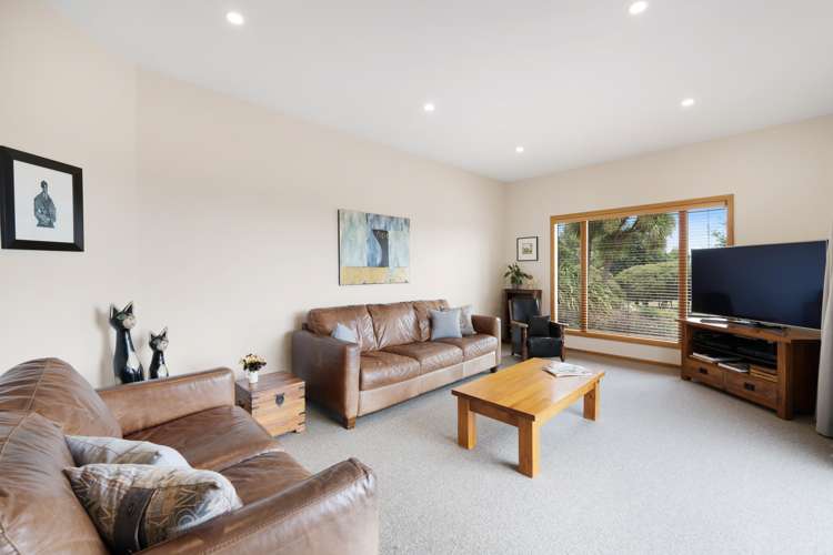 315 River Road Gore Surrounds_5