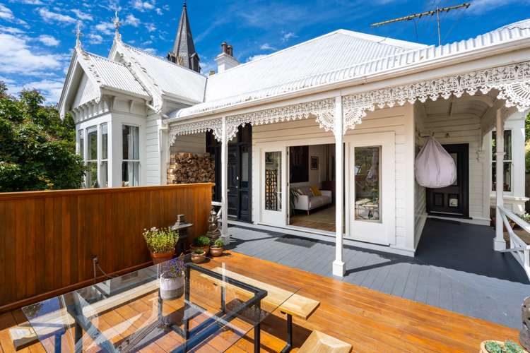 220 North Road North East Valley_25