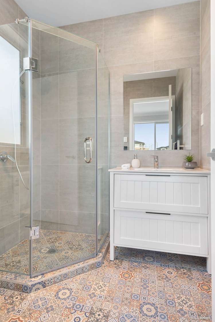 6 Byron Drury Way Riverhead_12