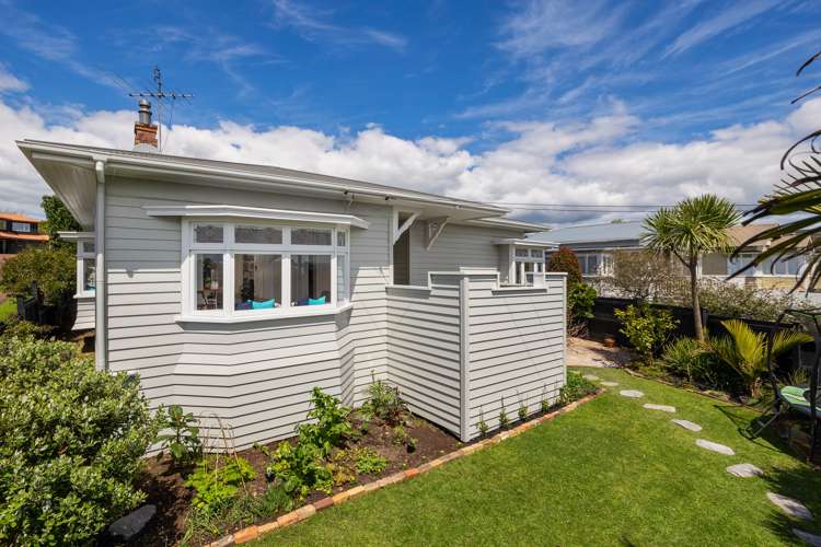 9 Seaview Terrace Mount Albert_27