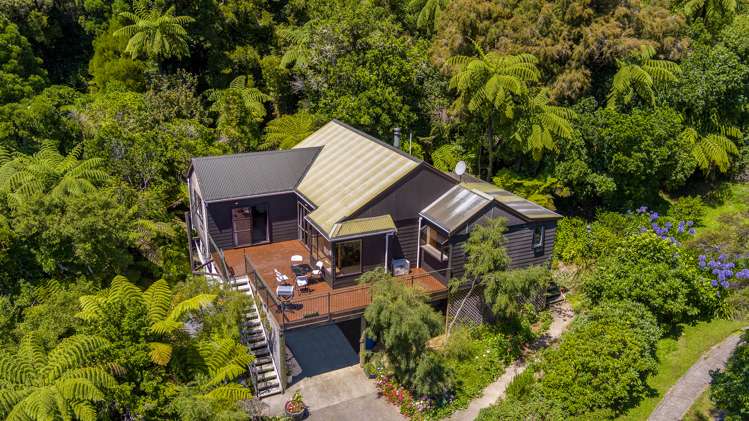 1710 Queen Charlotte Drive Anakiwa and Surrounds_20