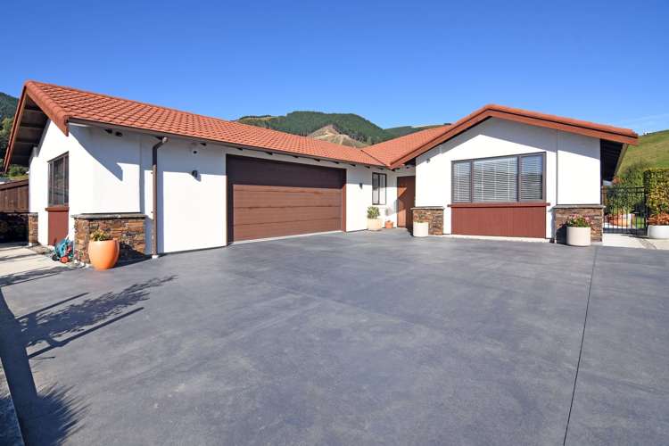 75 Sanctuary Drive Stoke_17