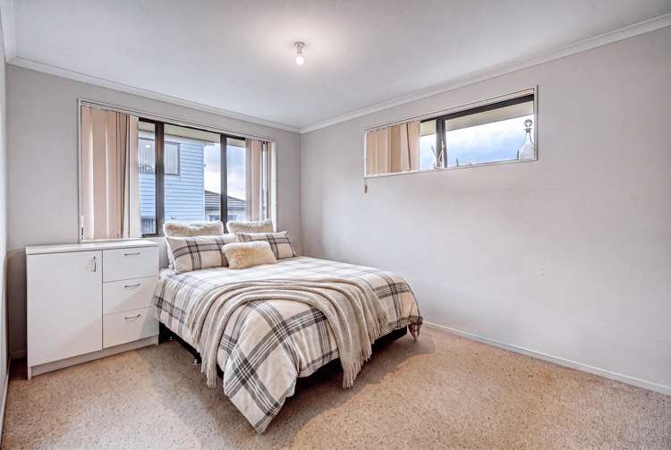 11 Plumstead Rise Glen Eden_6