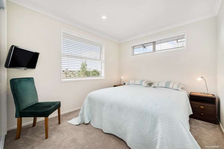 2 Westerley Place Long Bay_13