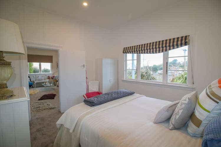 63 Liffey Street Bluff_16