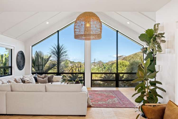 82 Scarlys Way Okitu_10