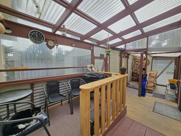 182 Stafford Street Hokitika_17