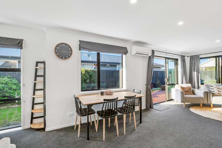 7 Biggles Place Lincoln_5